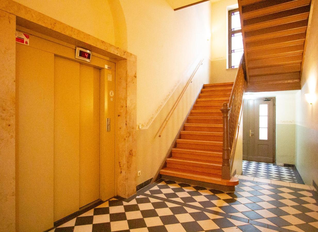 شقة Charming Domicile Leipzig City Center المظهر الخارجي الصورة